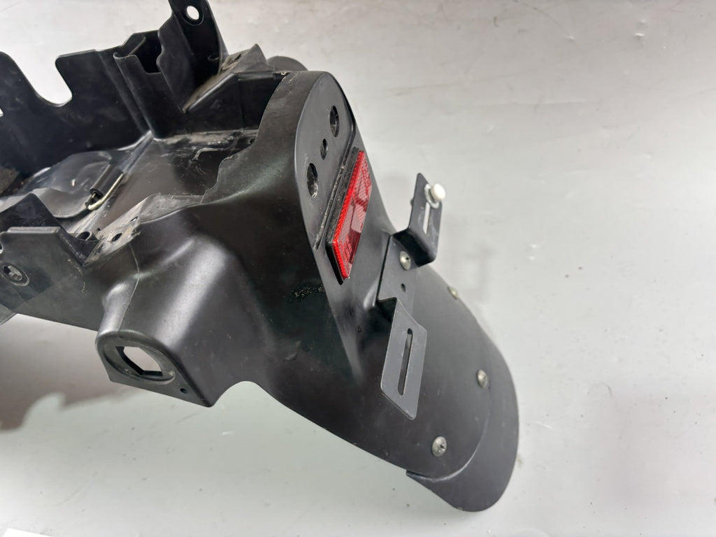 Suzuki SV650 N AV Heckuntersicht Radlauf Fender Schutzblech Kotflügel
