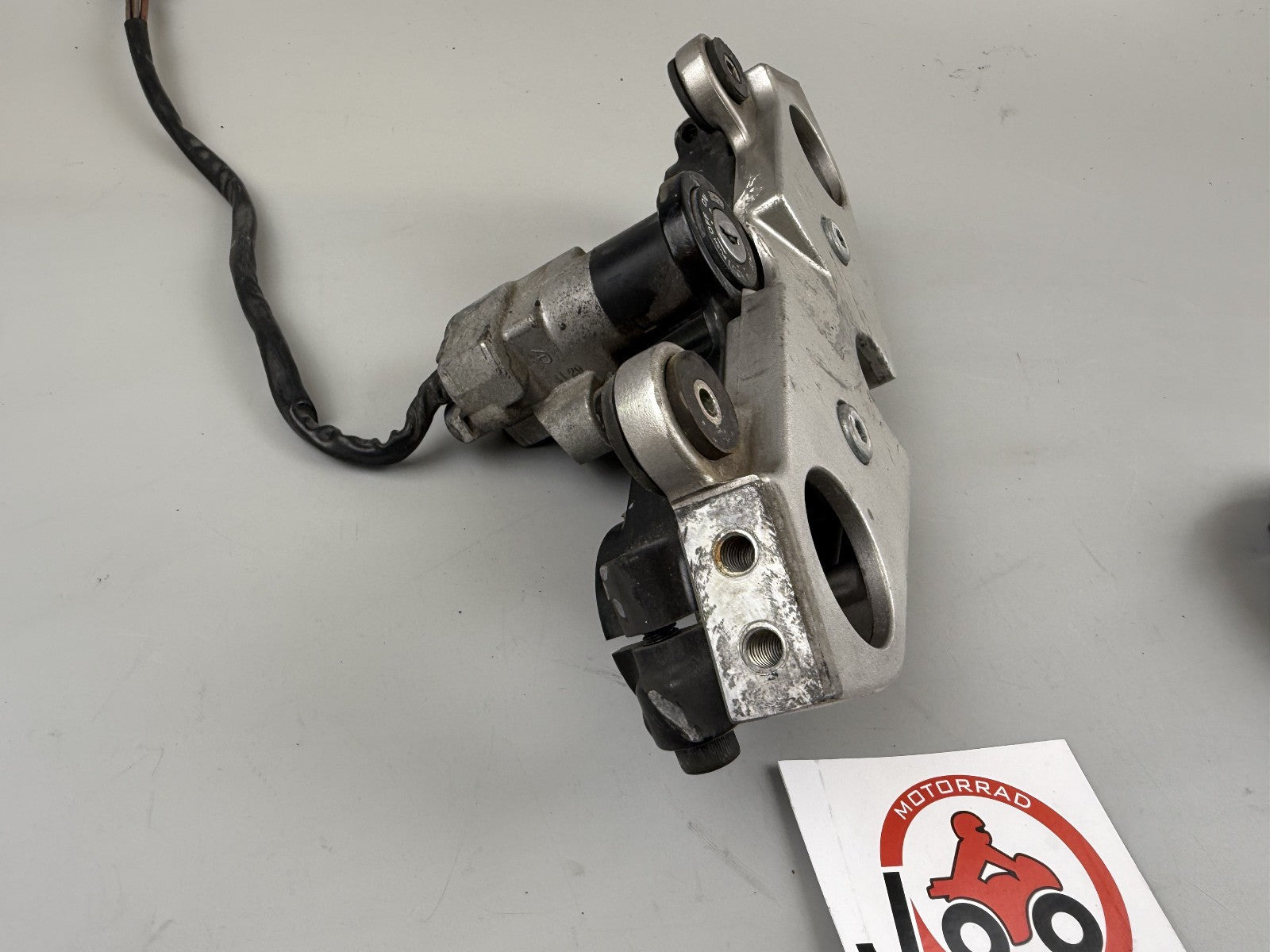 Suzuki GS500E GM51B Schlosssatz Zündschloss Tankschloss Lock Key