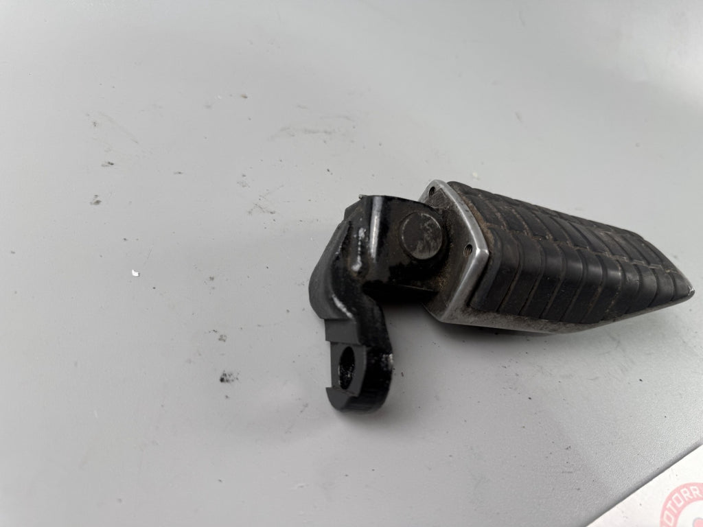 Kawasaki ZL600 Eliminator Fußraste Foot Step Hangers links left vorn front