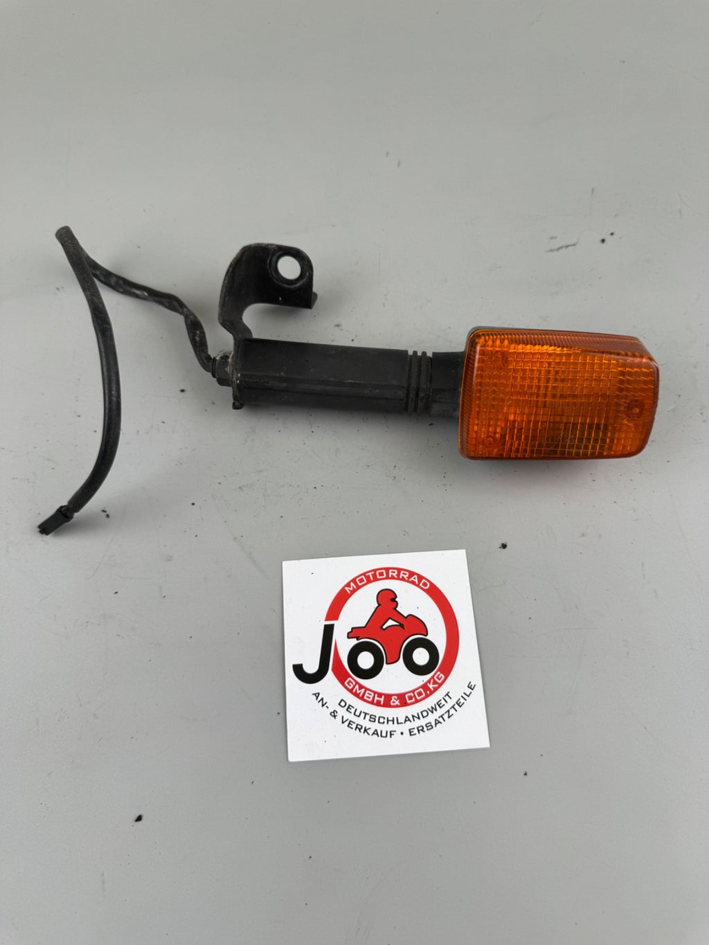 Suzuki DR 125 SF44A Blinker vorne rechts Blinkerhalter