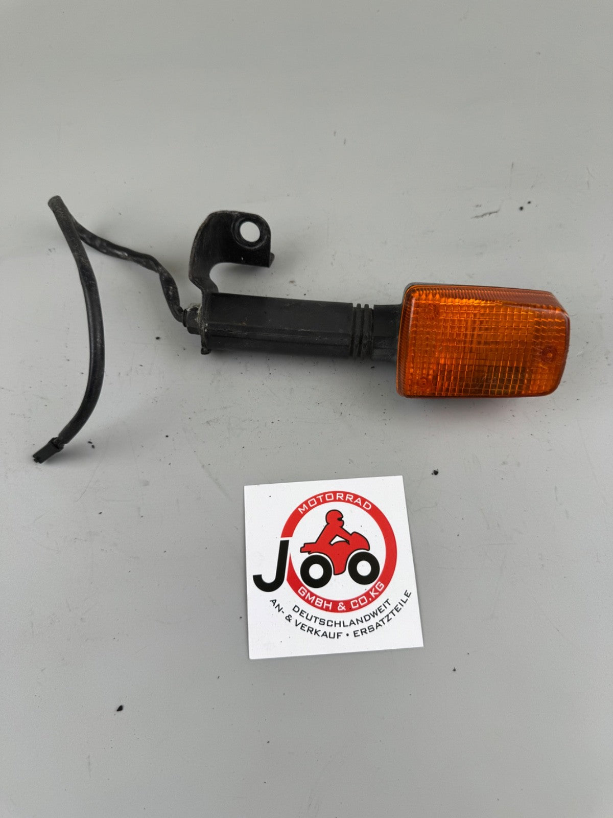 Suzuki DR 125 SF44A Blinker vorne rechts Blinkerhalter