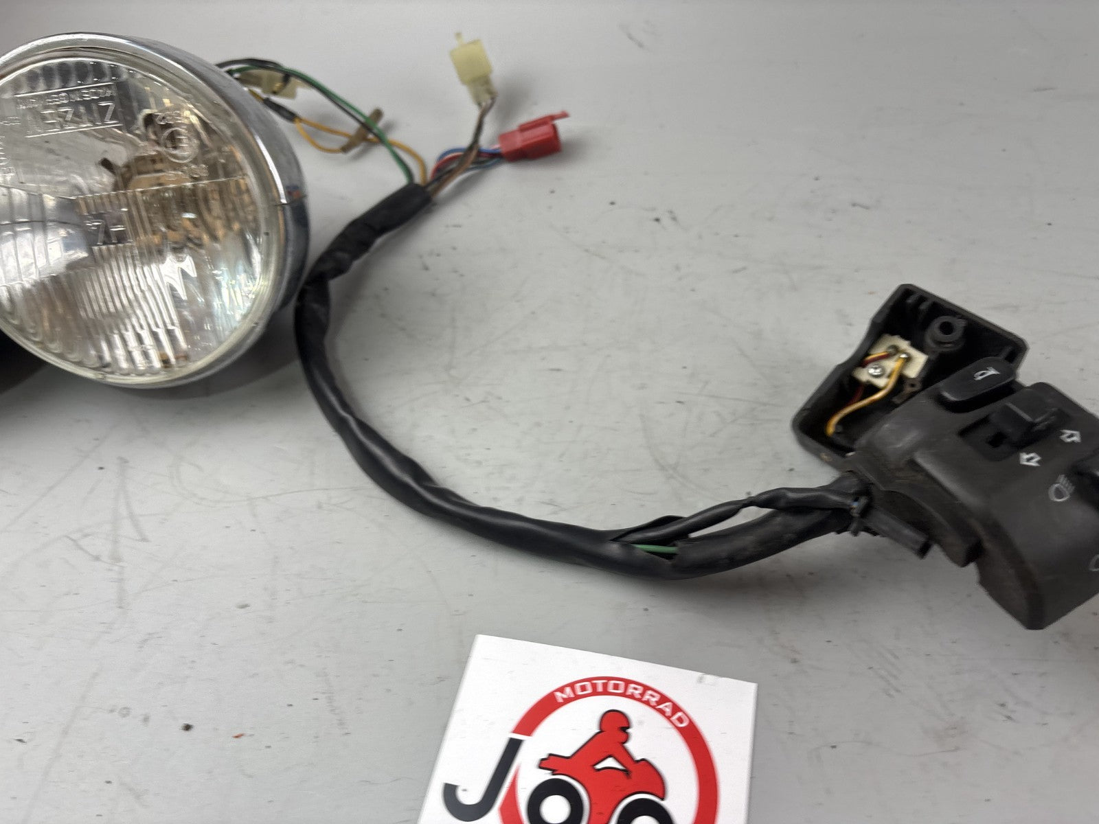 Yamaha XJR1300 RP02 Scheinwerfer Headlight fornt vorne Maske Kanzel