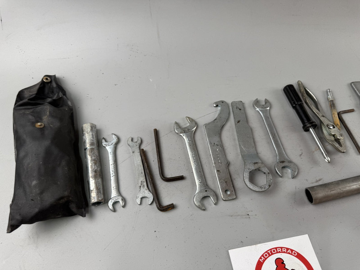 Yamaha XJ 600 Diversion 4BR 4LX Bordwerkzeug Tools