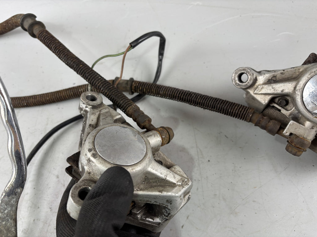 Yamaha XV700 Virago 56E Bremsanlage Bremse brake Sattel Pumpe Zange vorne front