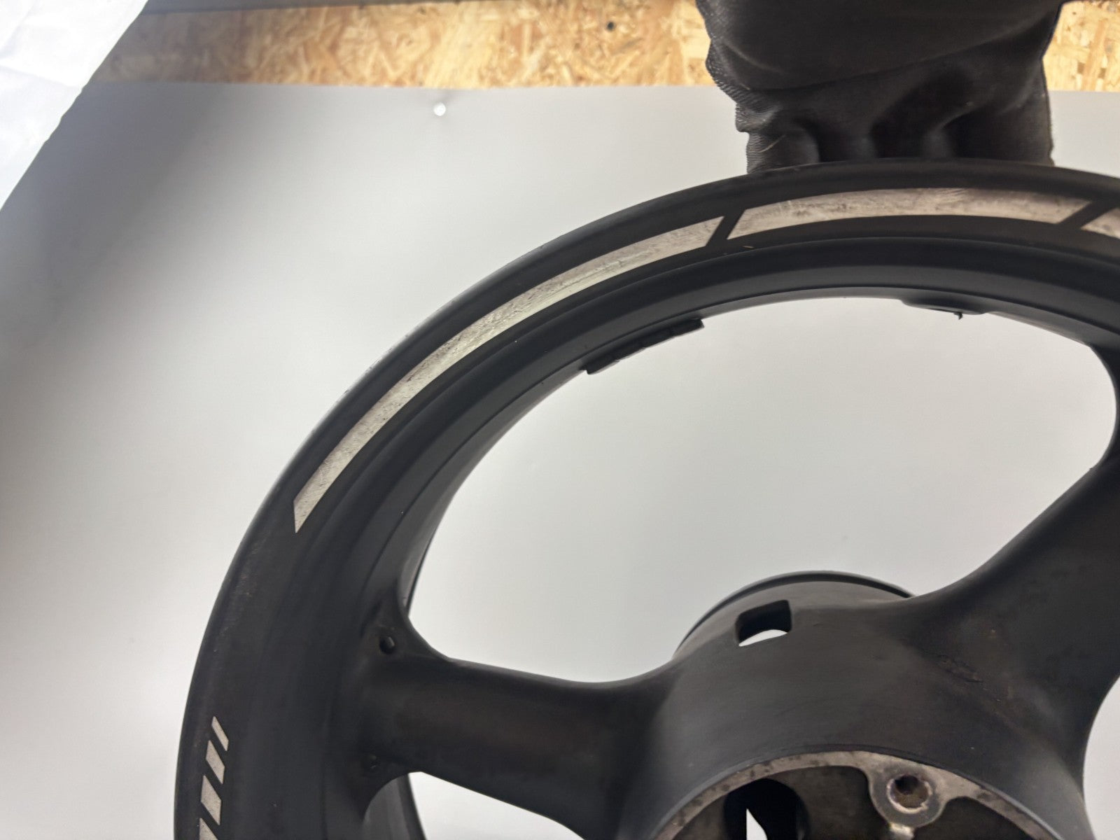 Kawasaki ZX6R ZX636 A 2002 Hinterradfelge Felge Rim Rad hinten back Reifen Rad