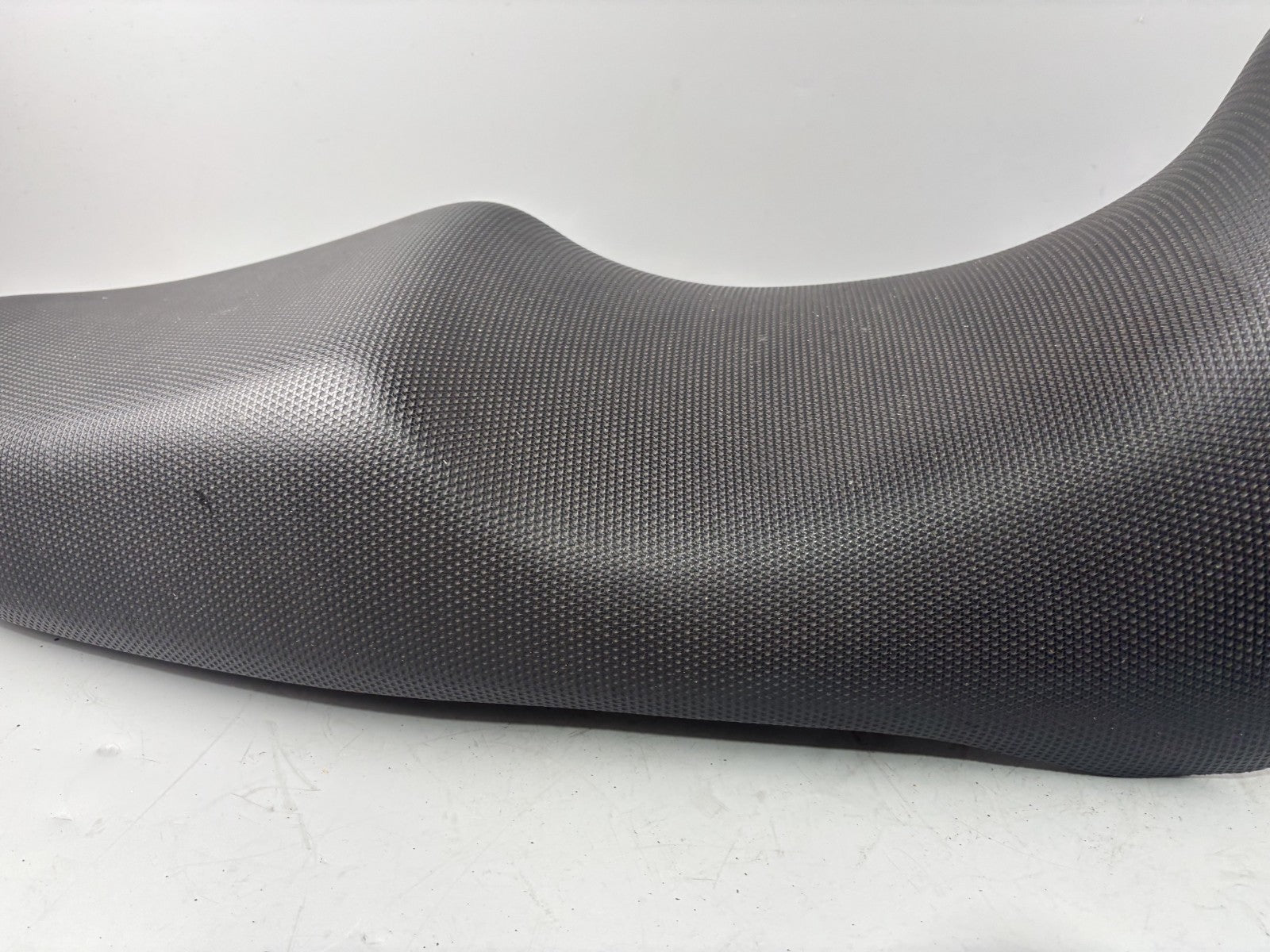 Suzuki GSX 750 F AK11 Sitzbank Seat Sitz Bezug Polster