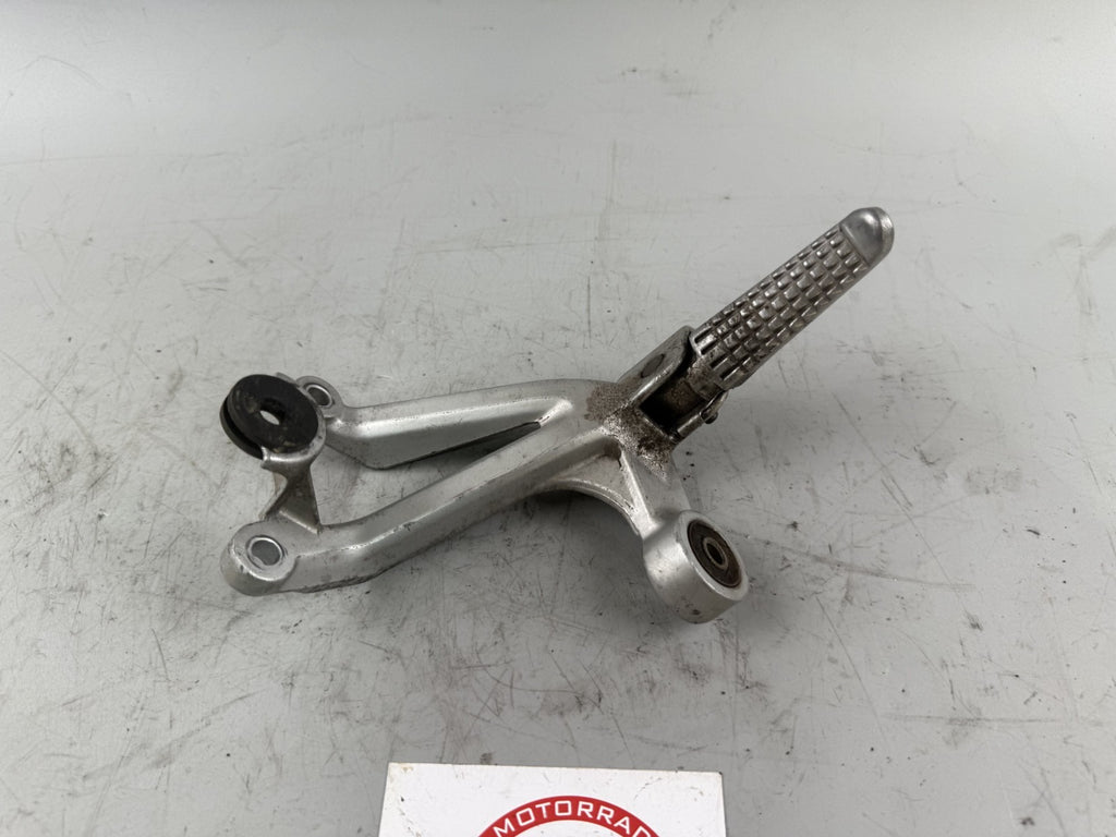 Suzuki GSX-R 600 SRAD AD 97-00 Soziusfußraste Foot Step Hangers rechts right