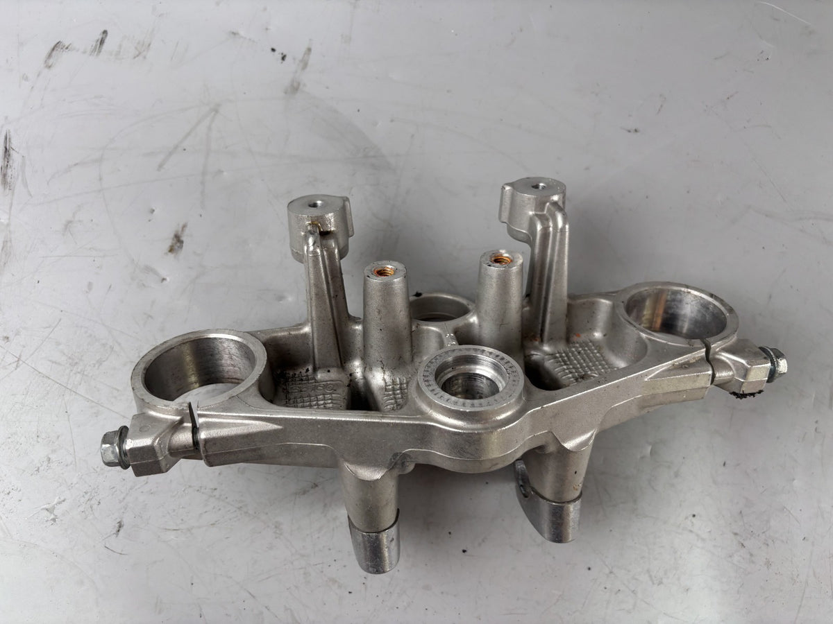 Suzuki GSX 750 AE Inazuma Gabelbrücke Bridge Halterung Holder Lenker Handlebar