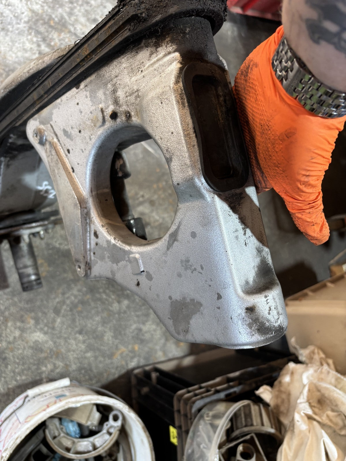 Triumph Daytona 955 T 595 Schwinge Einarmschwinge Swingarm Antrieb