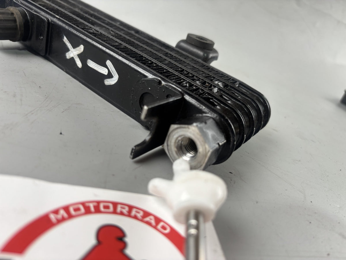 Yamaha XJ 900 Diversion 4KM Ölkühler Liquid Cooler Motor Engine Oil