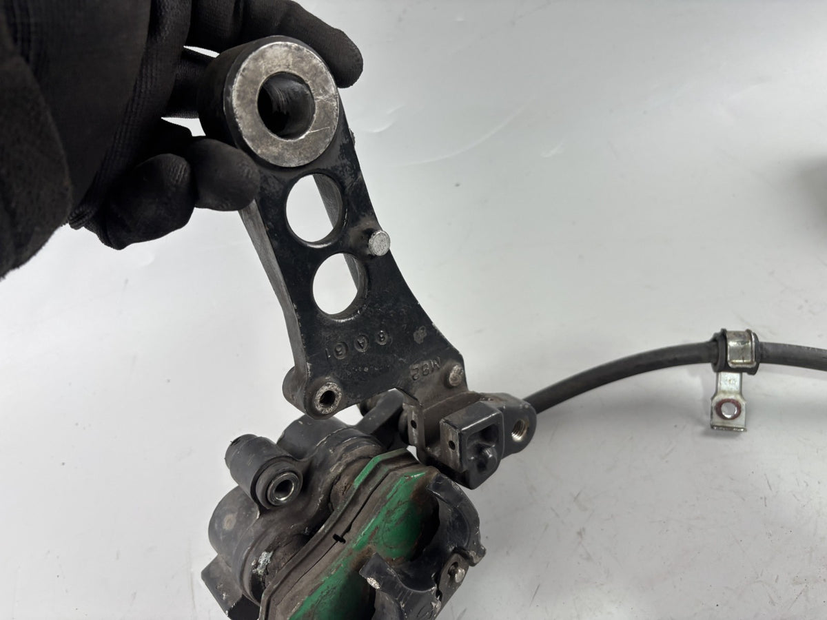 Honda VF 750 F RC15 Bremse Bremsanlage hinten back Sattel Pumpe Leitung