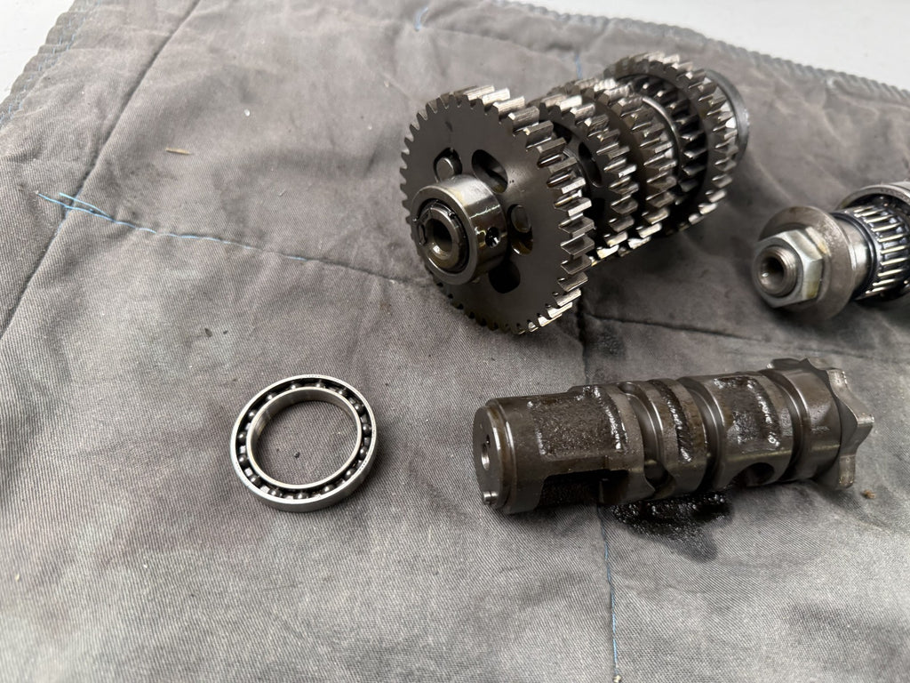 Kawasaki EL250 252 Eliminator Getriebe Getriebewelle Schaltwalze Klaue Motor