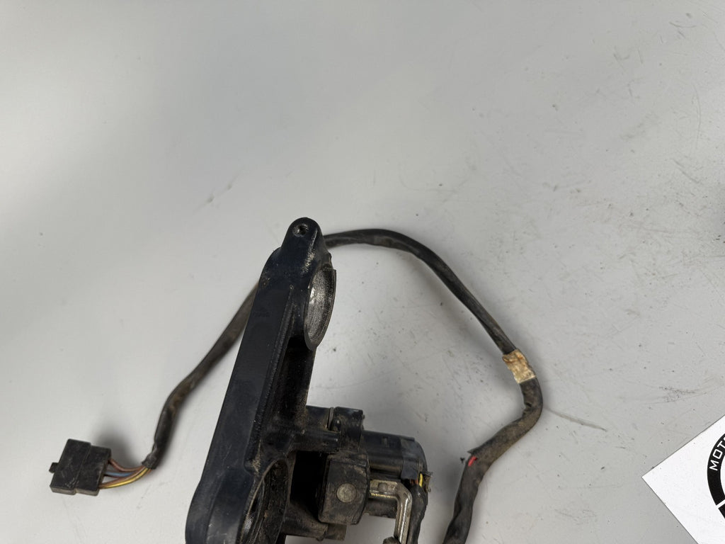 Honda CBR 600 F PC19 Schlosssatz Gabelbrücke Key Lock Tankschloss