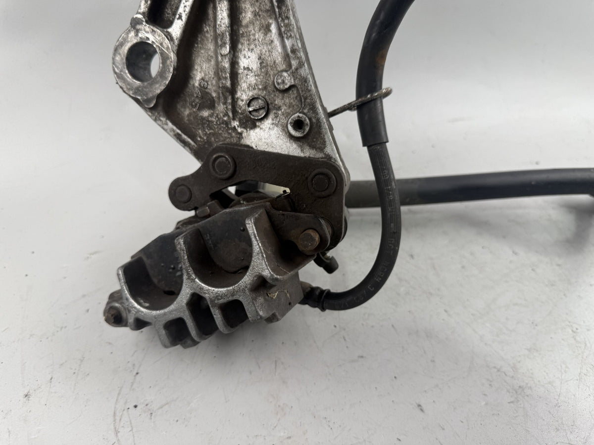 Kawasaki ZR 7 ZR750F Bremsanlage Bremse Brake Sattel Pumpe hinten back