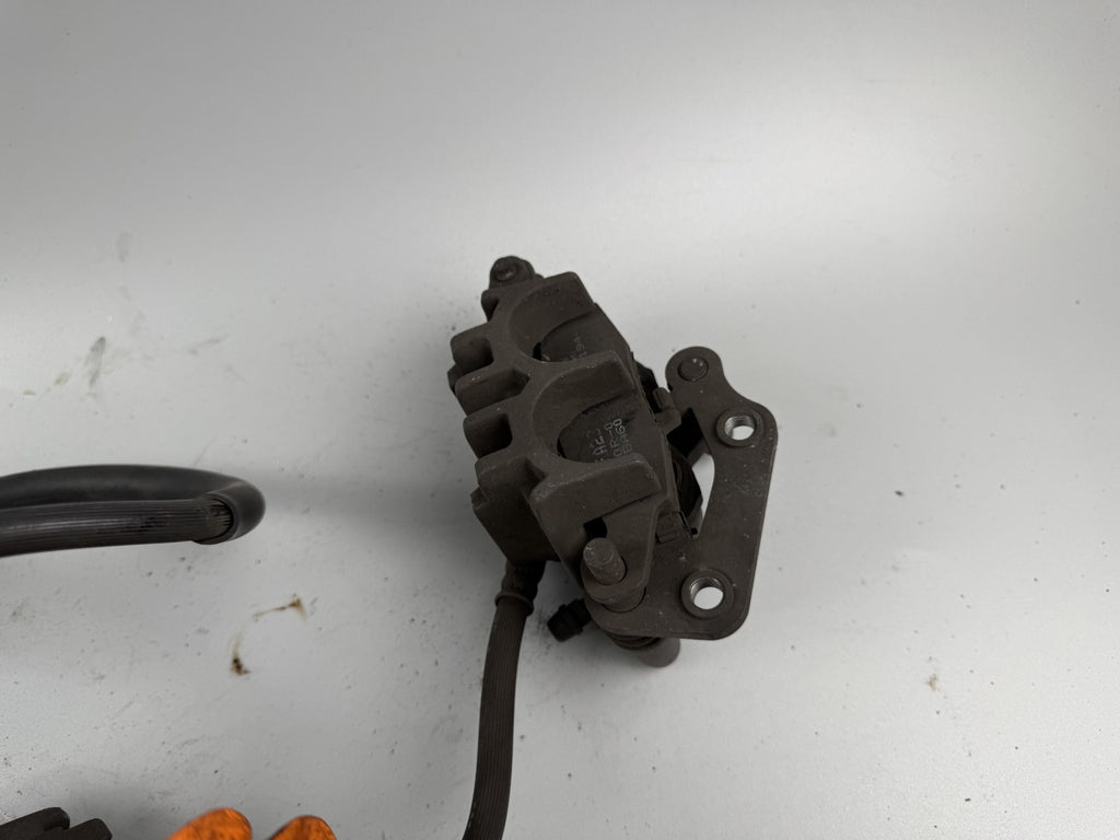 Suzuki GSX 750 AE Inazuma Bremse Bremsanlage Brake Sattel Pumpe vorn front