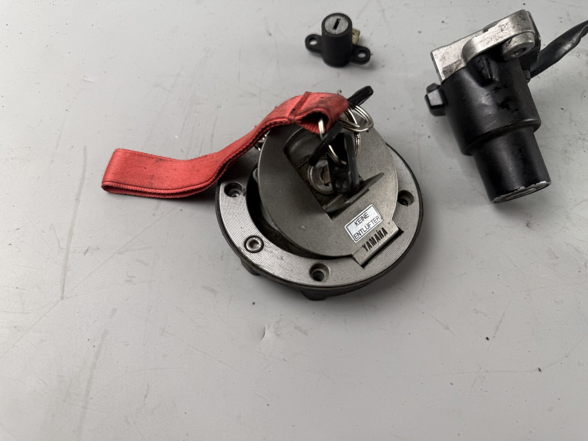 Yamaha XJ 600 Diversion 4BR 4LX Schlosssatz Schloss Zündschloss Key Lock Tank Si