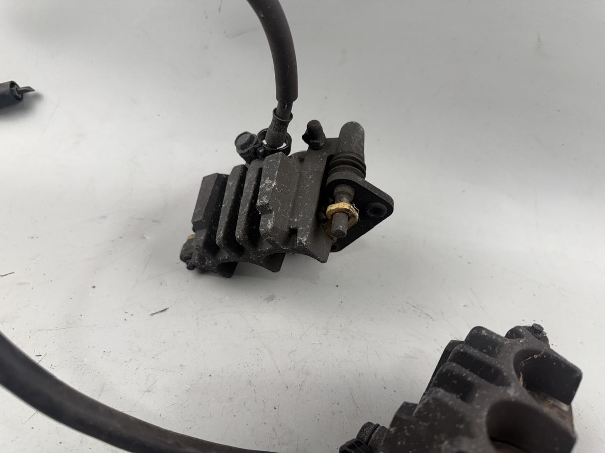 Kawasaki ER 6 N ER650A Bremssattel Bremszange Brake Bremse vorne front Kolben