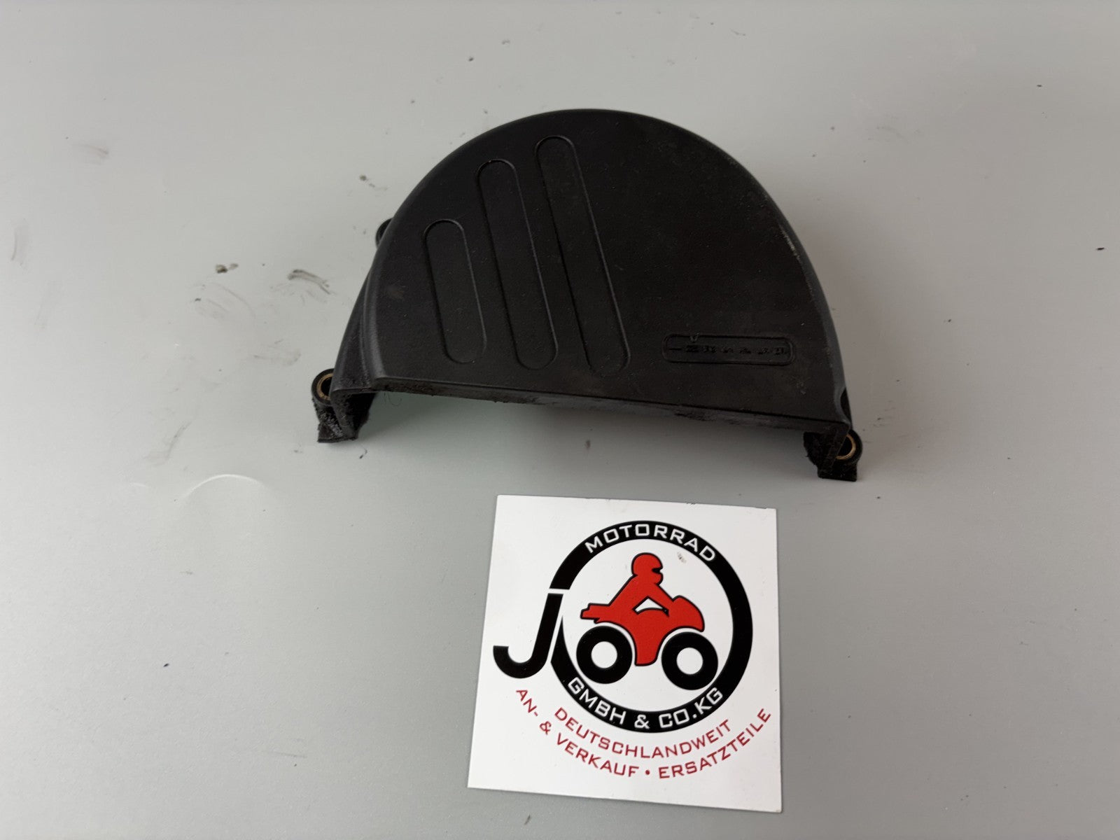 Triumph Daytona 955 T 595 Ritzelabdeckung Motordeckel Abdeckung Cover