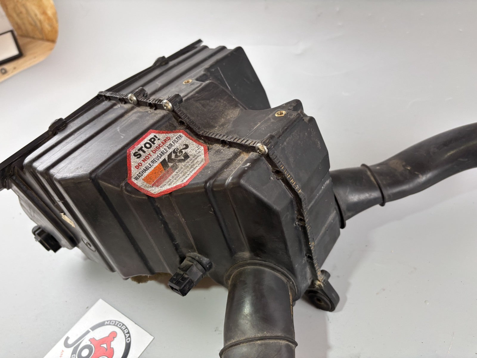 Triumph Daytona 955 T 595 Luftfilterkasten Airbox Ansaugung Motor