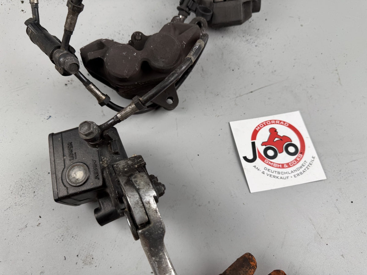 Yamaha XJR1300 RP02 Bremsanlage Brake Bremse front vorne Pumpe Sattel