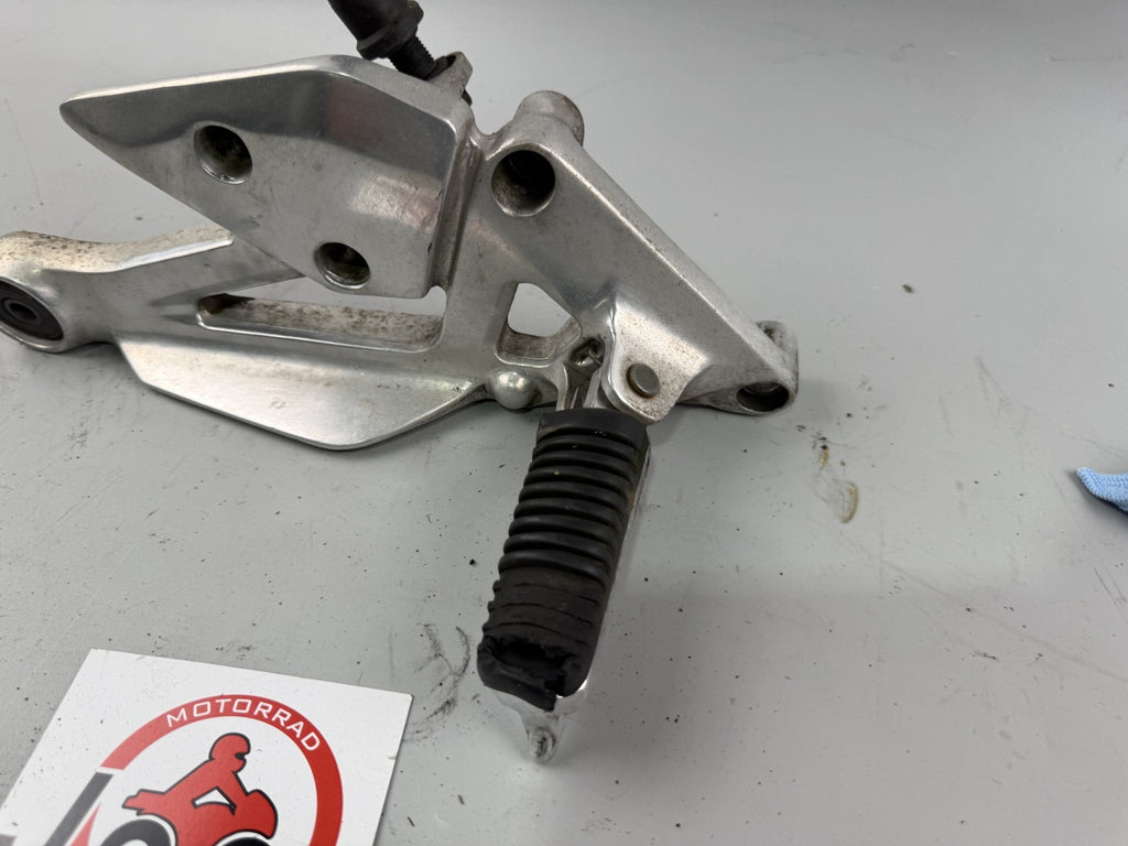Yamaha XJ600 Diversion 4BR 4LX Fußrastenanlage Fußraste Hangers Foot links left