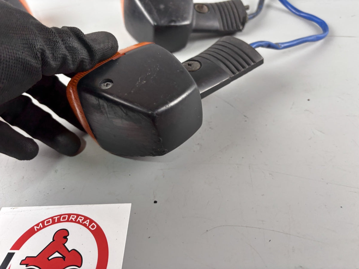 Honda VF 750 F RC15 Blinkerpaar Blinkerset Blinker Turn Signal