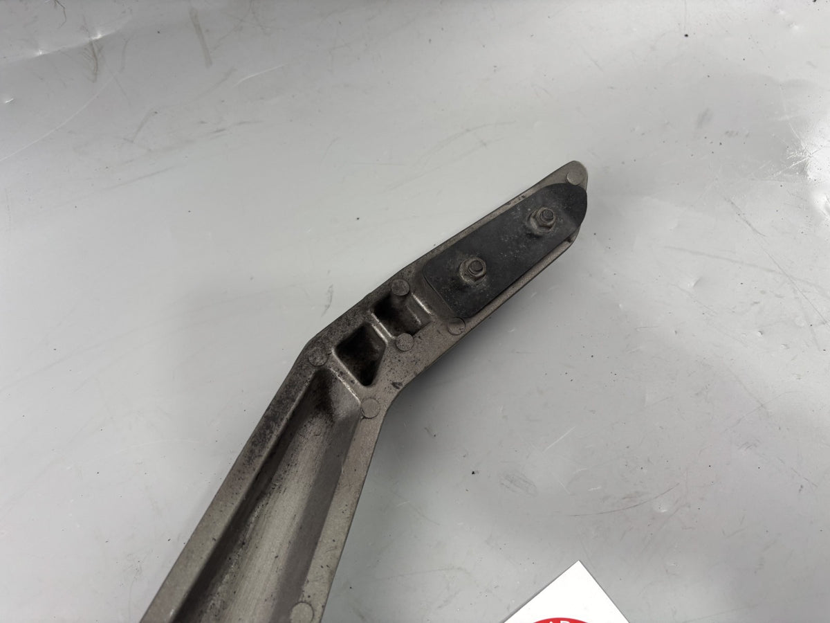 Honda CB 600 F Hornet PC34 Fußrastenanlage Fußraste Foot Step Hangers links left