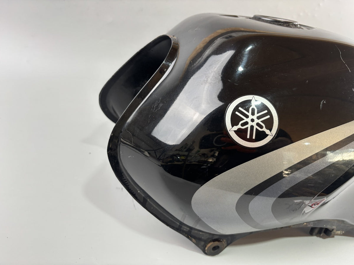 Yamaha YBR 125 RE05 Tank Benzintank Fuel Gas Gasoline Kraftstofftank