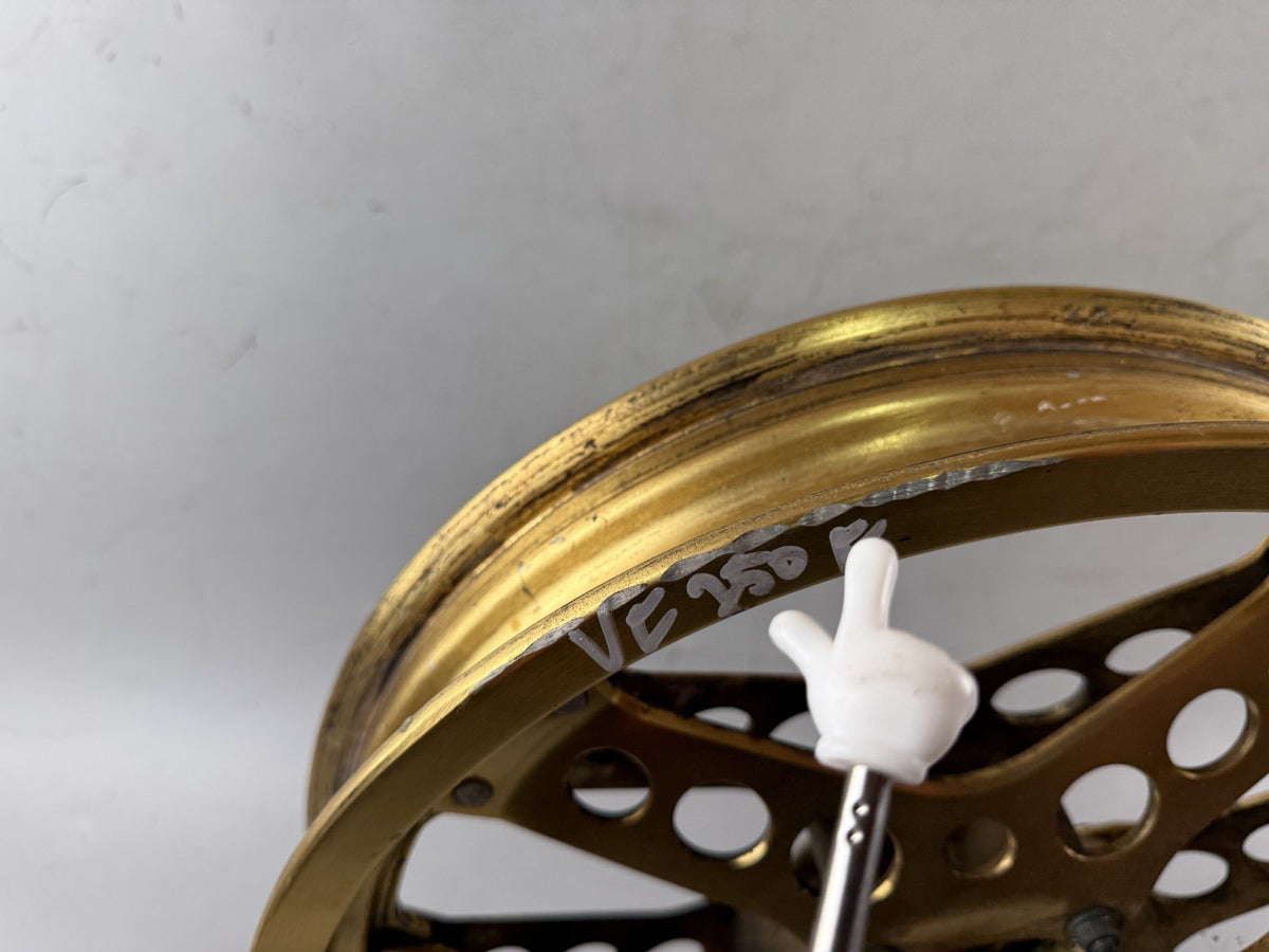 Honda VF 750 F RC15 Vorderradfelge Wheel Felge vorne front Rad RIM