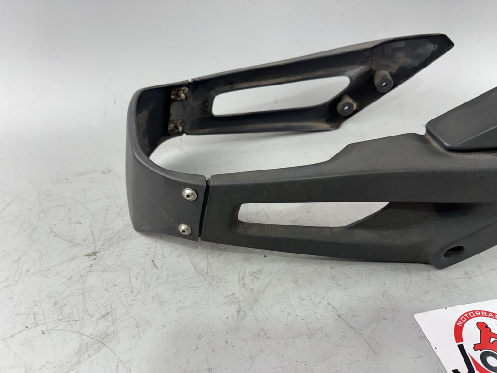 BMW F650 169 Verkleidung Reifen Hinterrad Heck Abdeckung Cover Kettenschutz