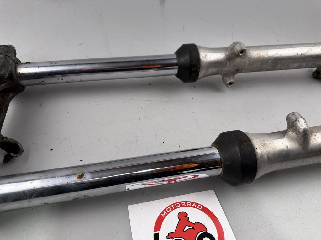 Suzuki GN250 NJ42A Gabel Standrohr Tauchrohr Fork Absorber Shoks Federung