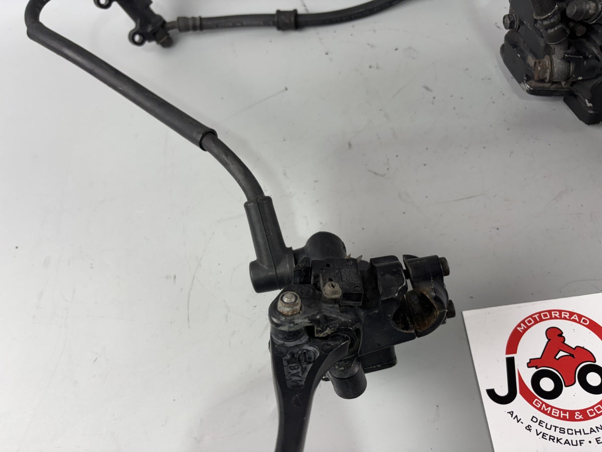 Honda VF 750 F RC15 Bremsanlage Bremse Brake Sattel Pumpe Vorne front