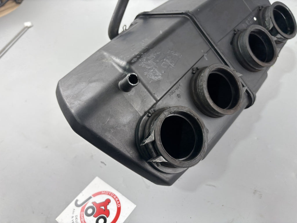 Suzuki GSX 650 F FA WVCJ Luftfilterkasten Airbox Lüftung Zuluft