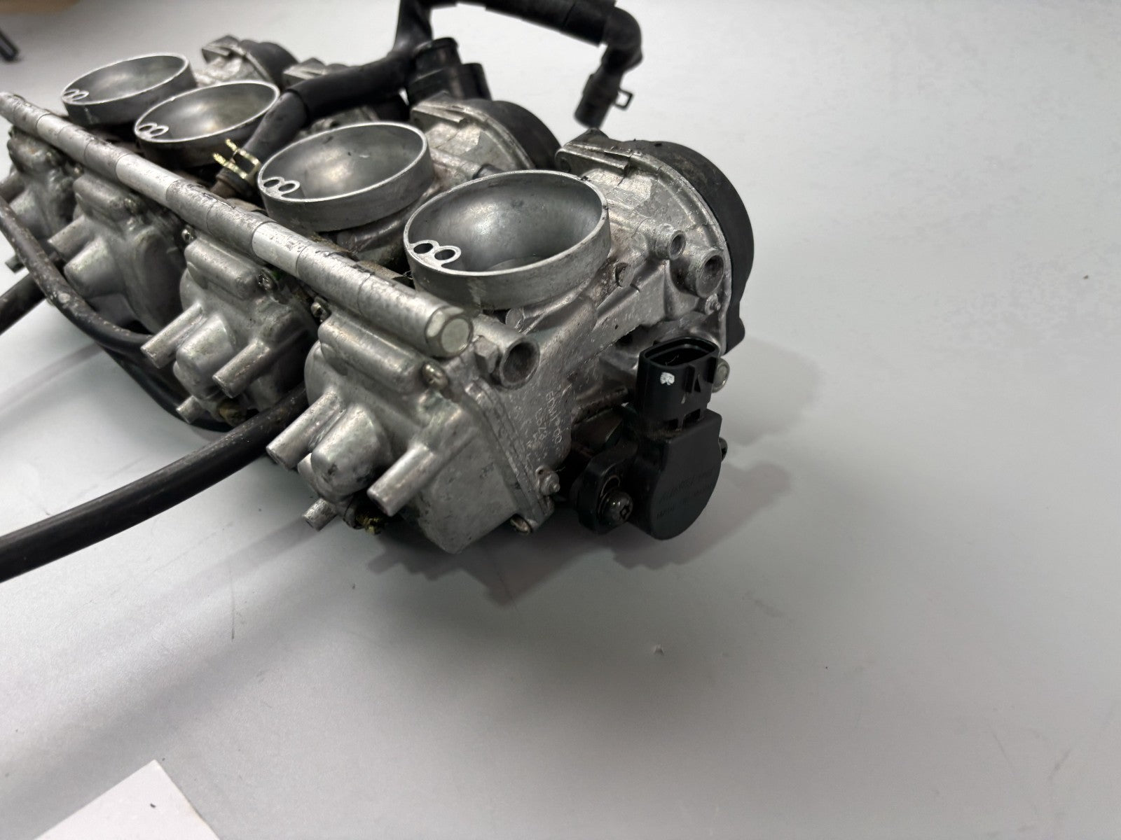 Yamaha FZS600 Fazer RJ02 Vergaser Carburetor Einspritzung Benzin Gas Fuel