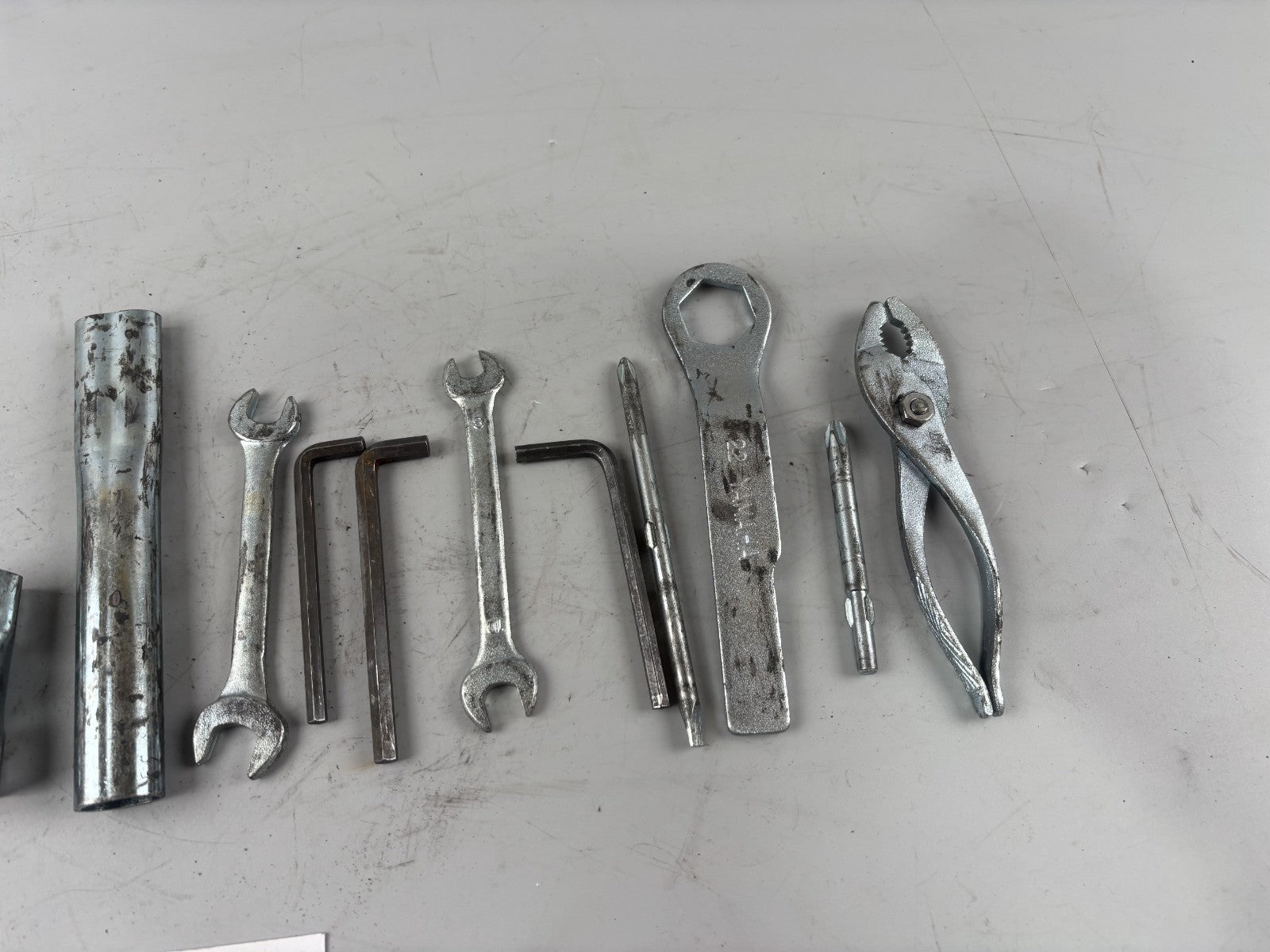 Yamaha XV1100 Virago 3LP Bordwerkzeug Tools