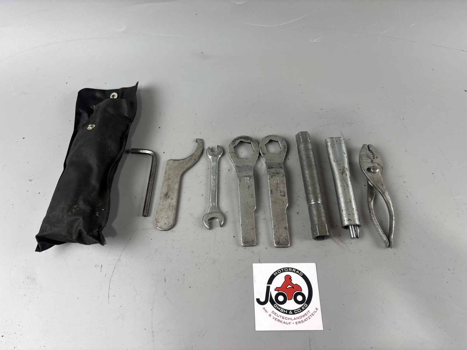 Kawasaki ZZR600D ZX600D Werkzeugbox Bordwerkzeug Tools