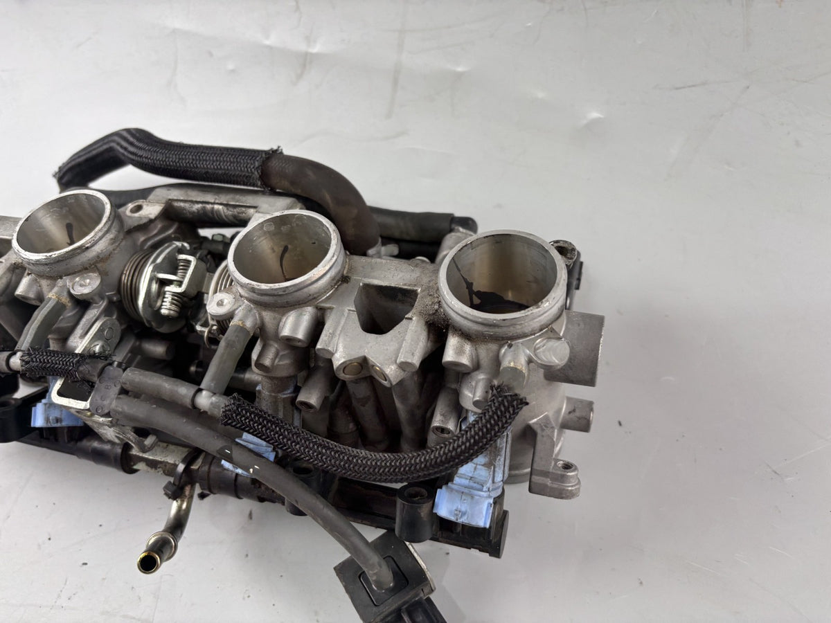 Suzuki GSX 650 F FA WVCJ Vergaser Carburetor Einspritzanlage Drosselklappen