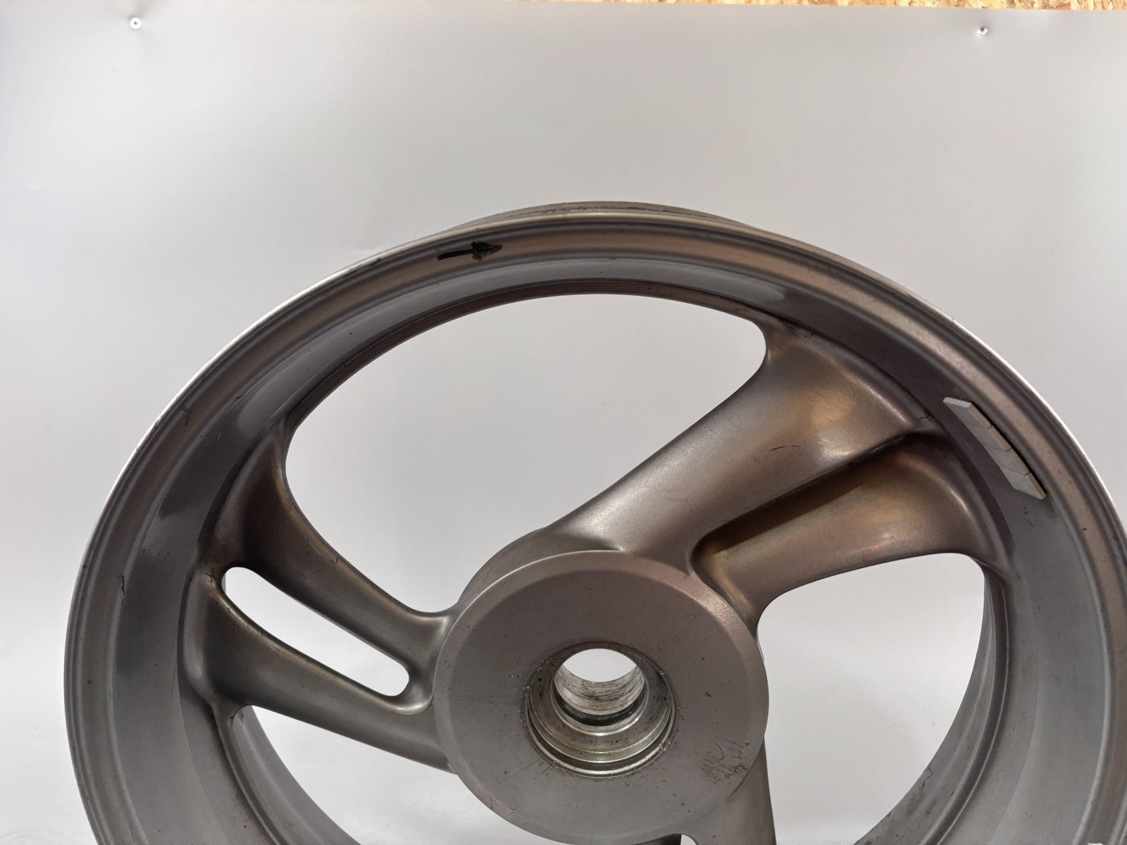 Honda NTV650 revere RC33 Vorderradfelge Felge Rim Rad vorne front Reifen Rad