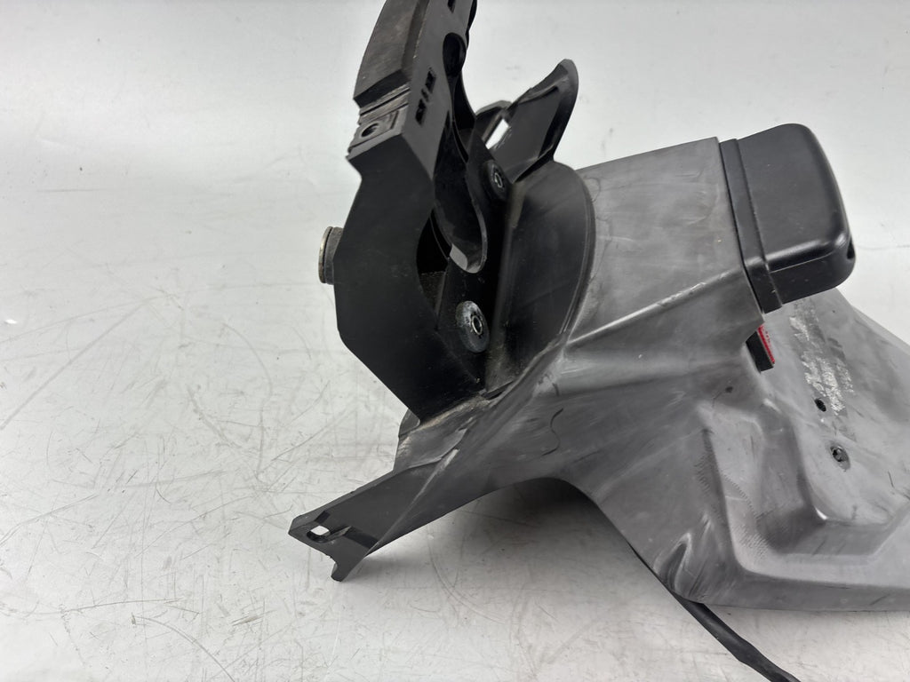 Honda CBF 600 S PC38 Radlauf Kennzeichenhalter Fender Kotflügel Spritzschutz