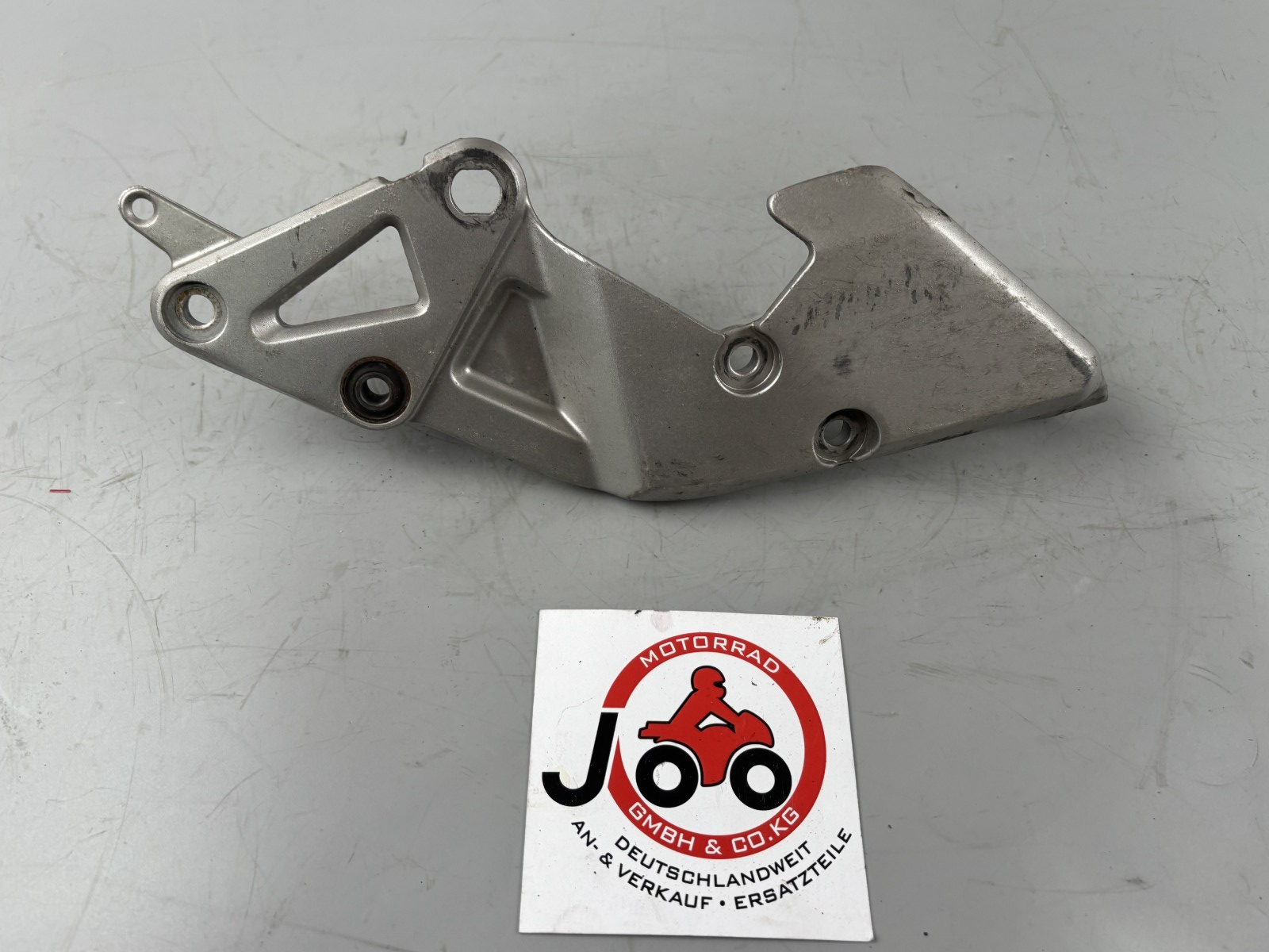 Suzuki RF 600 R GN76A Fußraste Fußrastenhalteplatte Foot Step Hanger