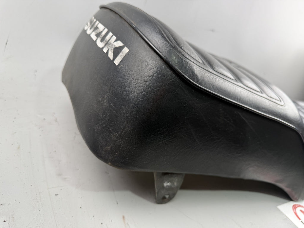 Suzuki GN250 NJ42A Sitzbank Seat Sitz Sitzkissen Bezug Polster