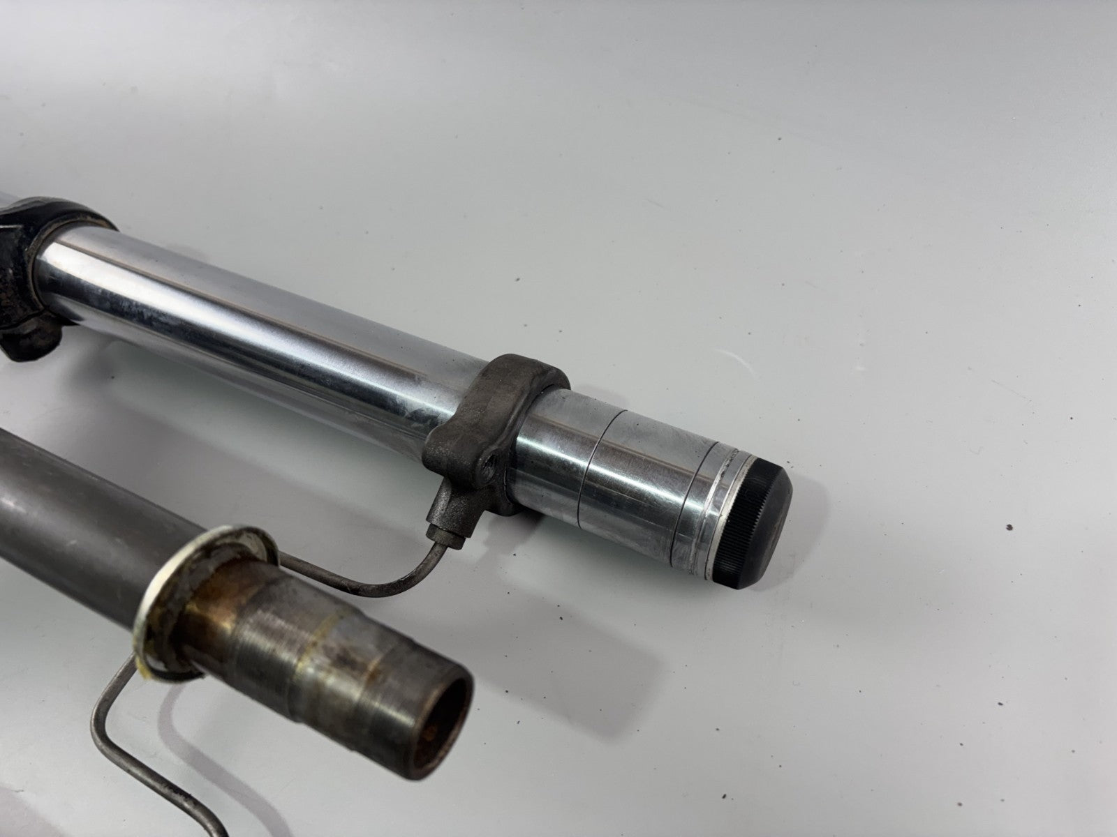 Honda VF 750 F RC15 Gabel Standrohr Tauchrohr Fork Absorber Federung vorne front
