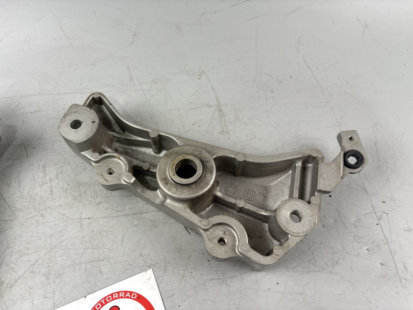 Honda CBF 600 S PC38 Fußrastenhalter Fußrastenhalteplatte Plate Holder
