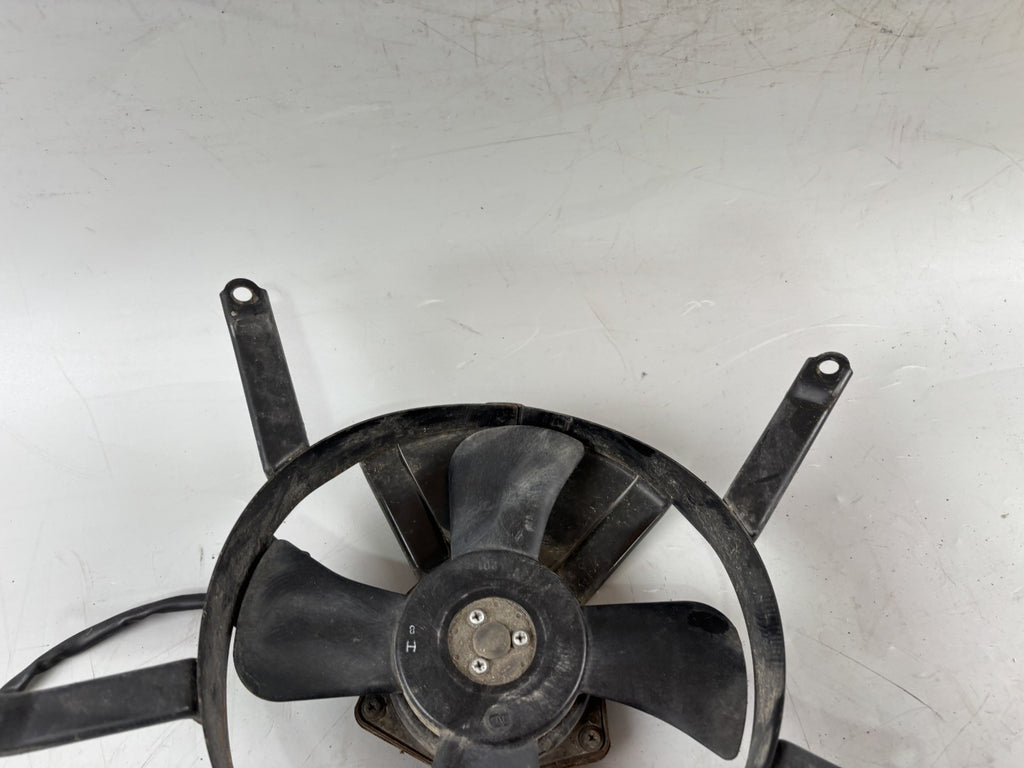 Suzuki GSX-R 1100 W GU75C Ventilator Lüfter Lüftung Kühler Cooler