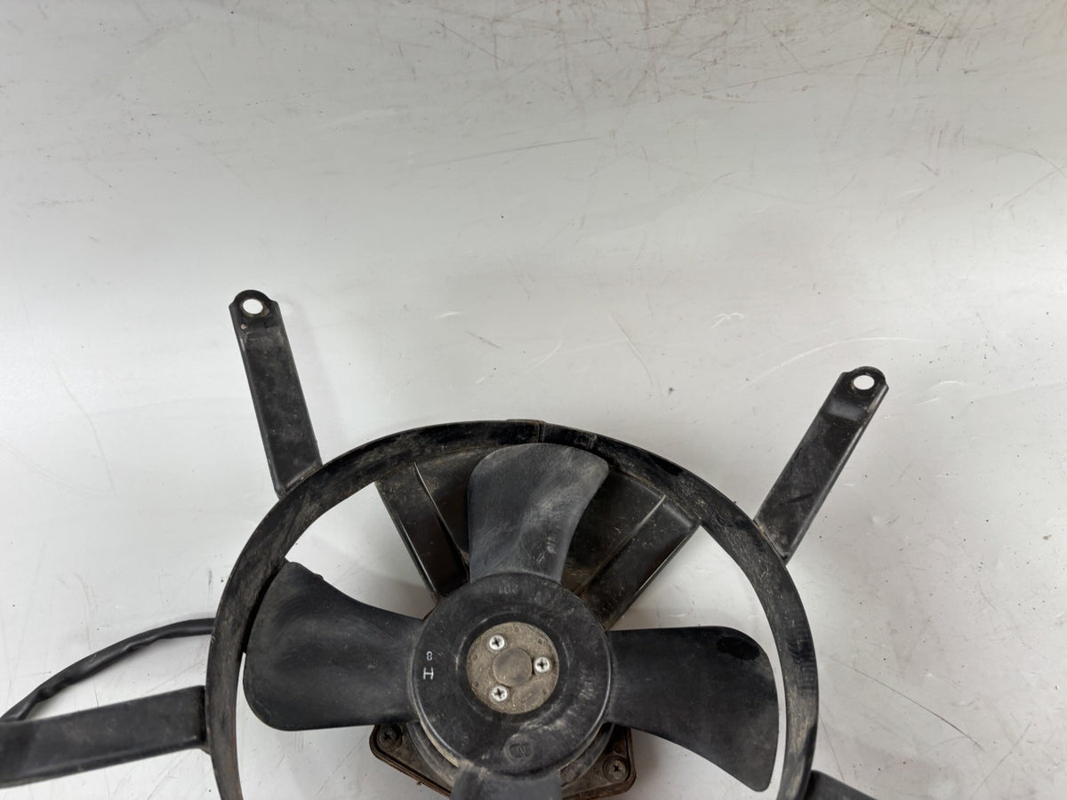 Suzuki GSX-R 1100 W GU75C Ventilator Lüfter Lüftung Kühler Cooler
