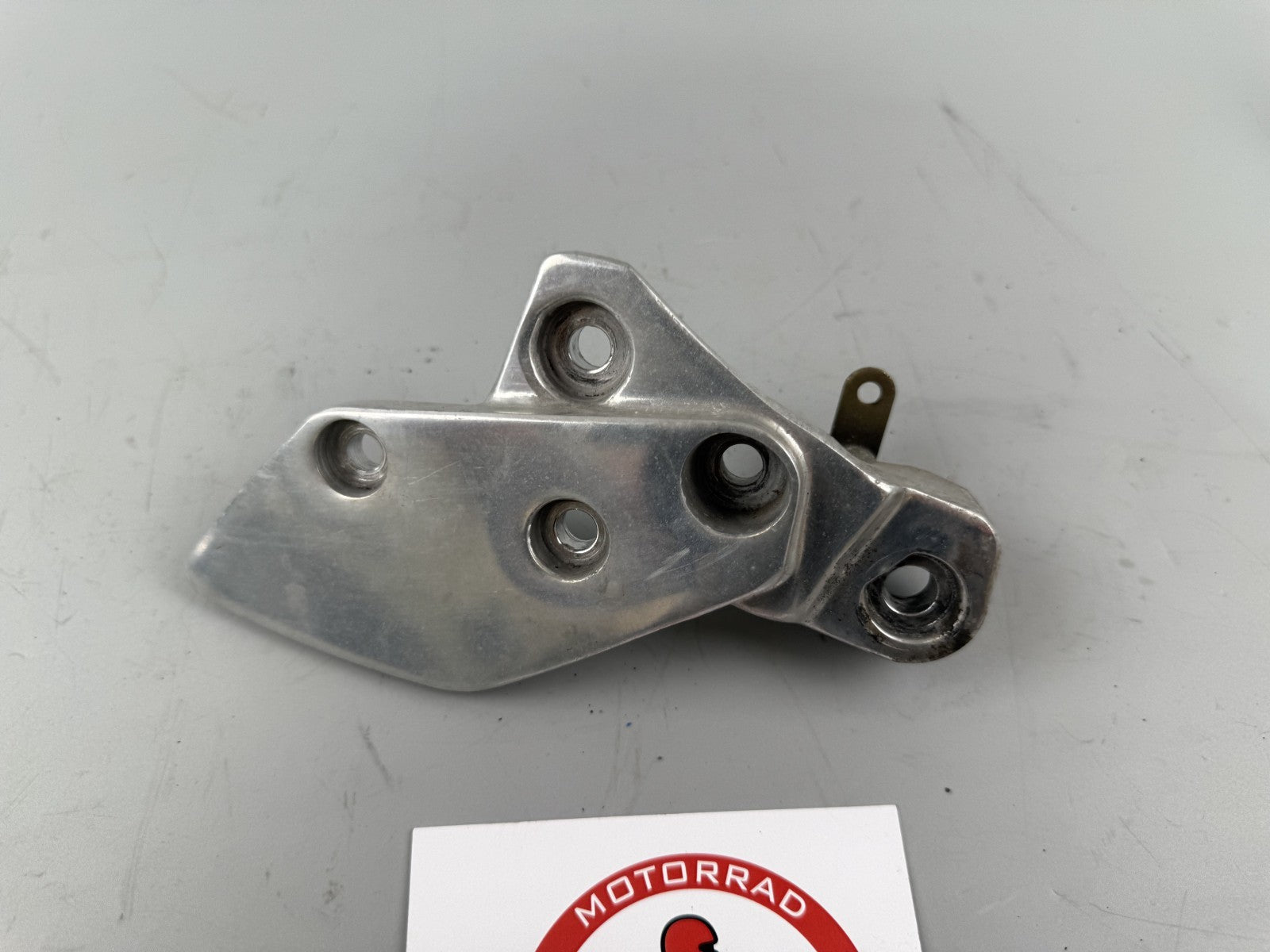 Yamaha XJR1300 RP02 Fußrastenplatte vorne front Halterung