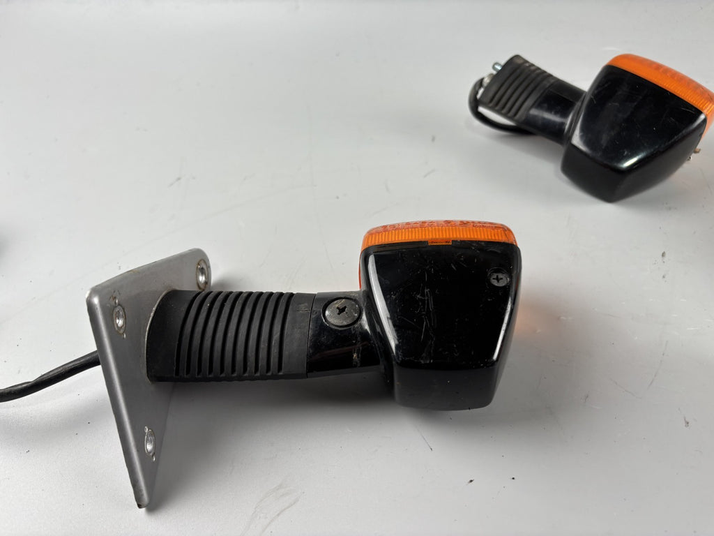 Honda CB450S PC17 Blinkerset Blinkerpaar Turn Signal Lighters