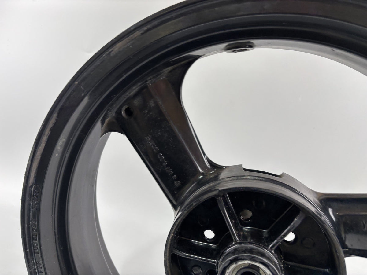 Yamaha SZR 660 Belgarda 4SU Hinterradfelge Felge Rim Rad hinten back Reifen