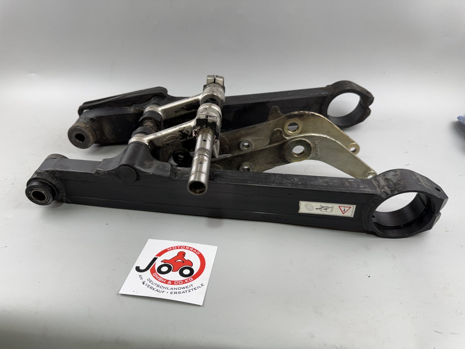 Triumph Daytona 1200 T300D Schwinge Schwingarm Swing Antrieb Aufhängung