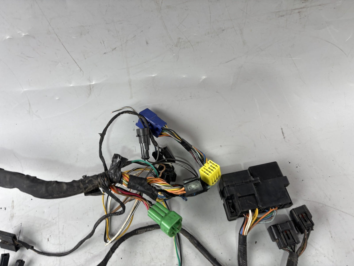 Suzuki GSX 750 AE Inazuma Kabelbaum Cable Stecker Electric Kabelstrang